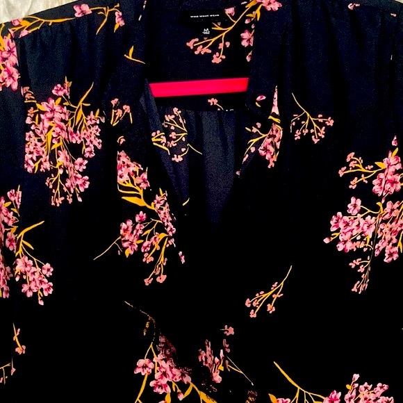 Who What Wear black floral collarless button-down w/ ruffle - Picture 3 of 5